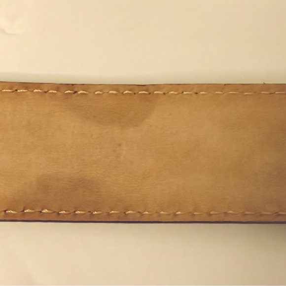 Dolce and Gabbana cognac belt with antique gold buckle with the DG initials - Picture 5 of 10